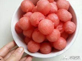 面瓜能不能冻着吃呀视频,揭秘面瓜冷冻保存与美味享用之道