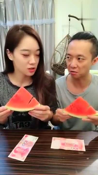 盘点快速吃瓜搞笑视频,笑料横生的快速吃瓜搞笑视频大盘点